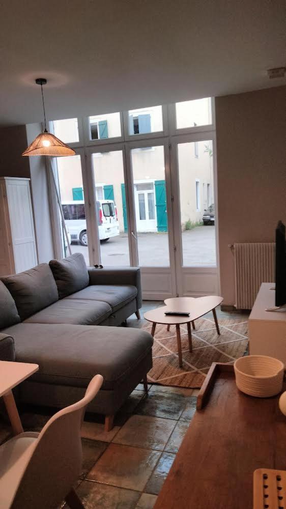 Appartement Chez Sabrina à Oloron-Sainte-Marie Extérieur photo