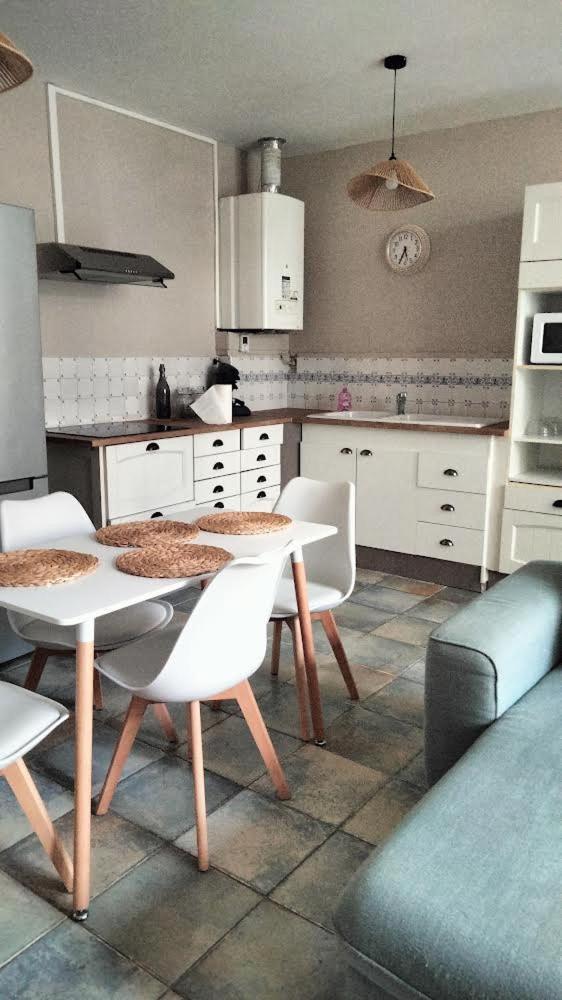 Appartement Chez Sabrina à Oloron-Sainte-Marie Extérieur photo